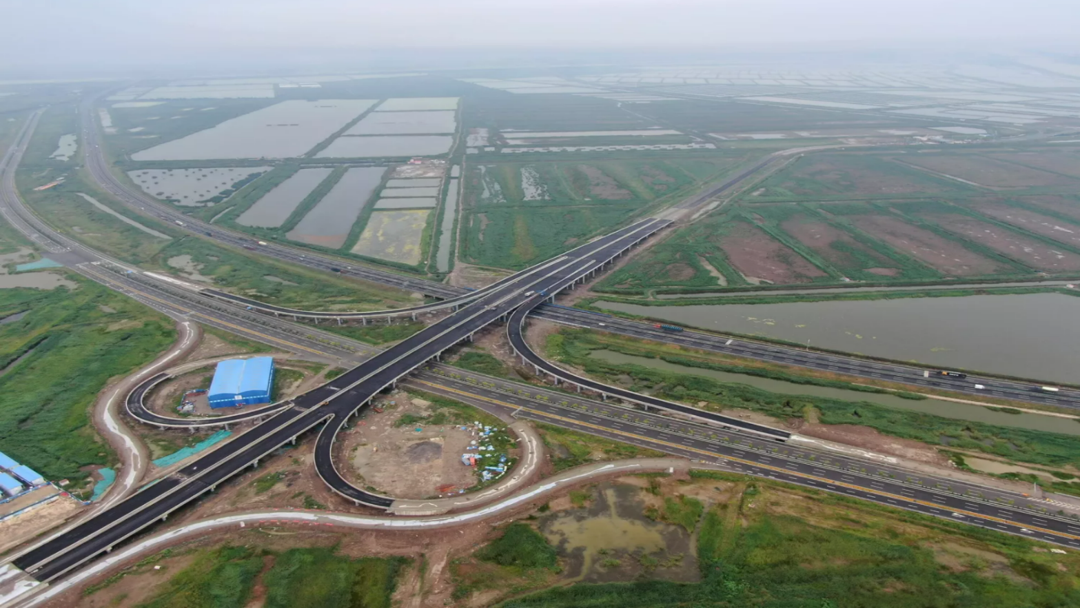 Haiqing Highway project from Jinhan Highway to West Outer Ring Expressway in Tianjin