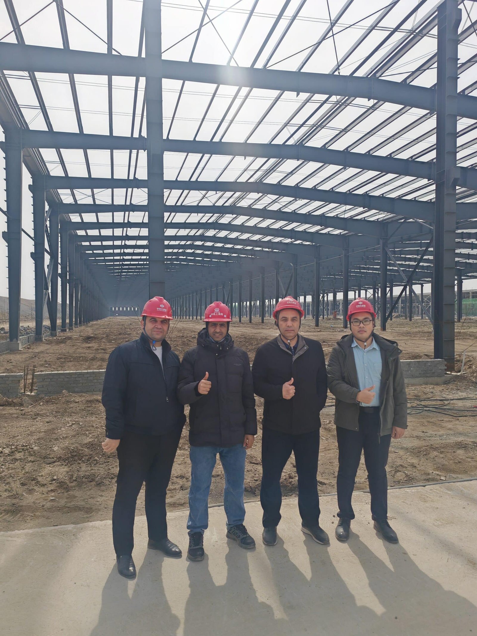 Zhonghengfeng international business team at exhibition